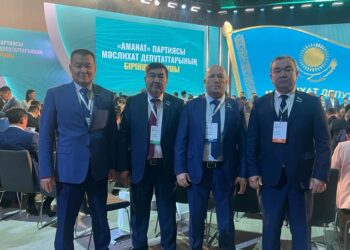 Аманаттық депутаттар әкімдіктермен өзара тиімді қарым-қатынас орнатуы тиіс