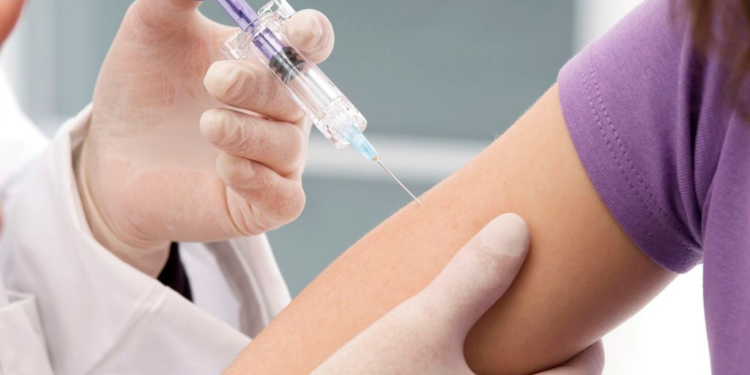 Сауран аудандық емханасында вакцинация мәселесі талқыланды