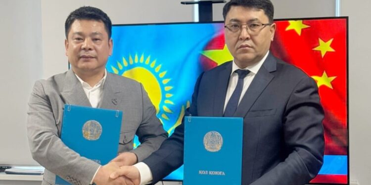 ТҮРКІСТАН ОБЛЫСЫНДА ИНВЕСТОРЛАРМЕН ЖАҢА КӘСІПОРЫНДАР АШЫЛМАҚ