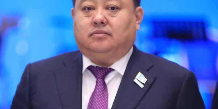 АБАЙДЫ ТАНЫ, АБАЙДЫ ОҚЫ!
