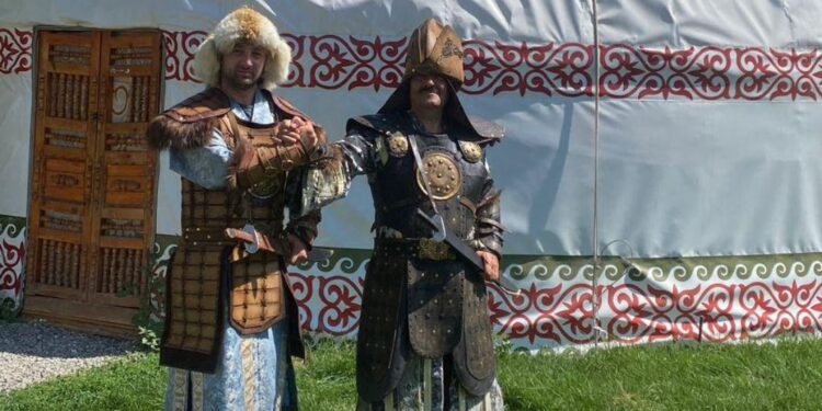 Түркістан: Түркия елінің TGRT телеарнасының өкілдері келді