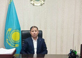 Қазақстанымыздың көк байрағы биікте желбірей берсін!