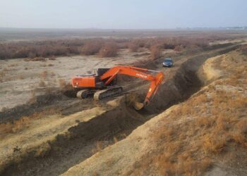 БАЙДІБЕК: АУДАНДА СУ АРНАЛАРЫН ТАЗАЛАУ, ТӨТЕНШЕ ЖАҒДАЙЛАРДЫҢ АЛДЫН-АЛУ ЖҰМЫСТАРЫ ЖҮРГІЗІЛУДЕ