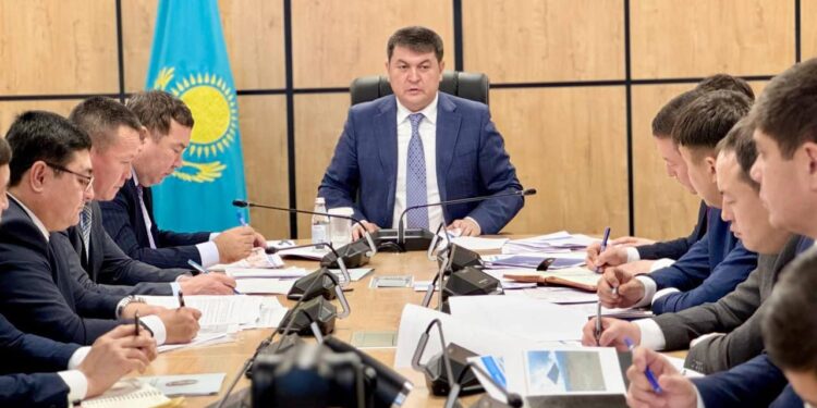 ТҮРКІСТАН ОБЛЫСЫНДА АУДАНДАРДЫҢ ДАМУ ЖОСПАРЛАРЫ КЕЛІСІЛДІ