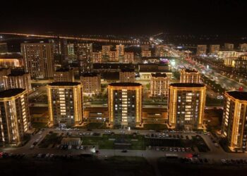 ТҮРКІСТАН: ЗАМАНАУИ ЖАРЫҚТАНДЫРУ ЖҮЙЕЛЕРІ ҚАЛАНЫҢ АЖАРЫН АЙҚЫНДАП ТҰР