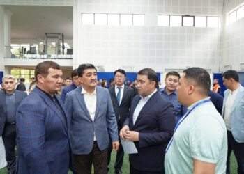 Өңірдің әлеуметтік-экономикалық дамуы мен экотуризмді дамыту мәселелері талқыланды