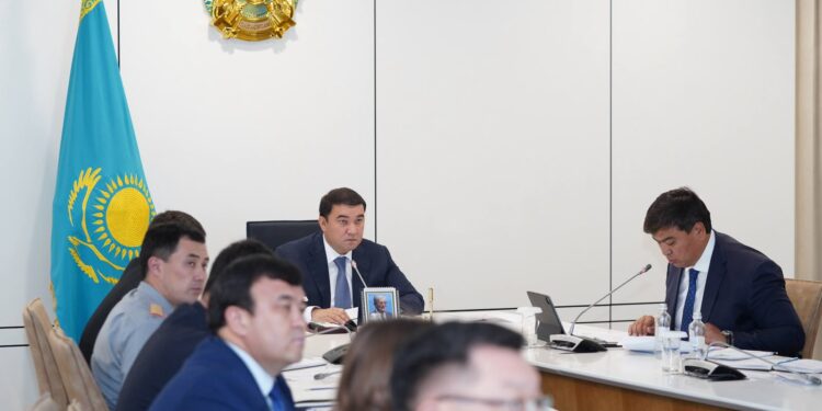 Түркістан: биыл өңірдің экономикалық даму қарқыны жоғарылап, 407 жұмыс орны ашылды.
