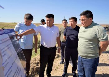 КЕНТАУ:ҚҰСШЫ АТА ЕЛДІ МЕКЕНІН ЖАРЫҚТАНДЫРУ ЖҰМЫСТАРЫ ЖҮРГІЗІЛУДЕ