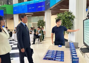 ТҮРКІСТАНДА «ПСИХОЛОГИЯЛЫҚ ҚОЛДАУ: БҮГІНГІ МІНДЕТ, ЕРТЕҢГІ НӘТИЖЕ» ТАҚЫРЫБЫНДА ПЛЕНАРЛЫҚ ОТЫРЫС ӨТТІ