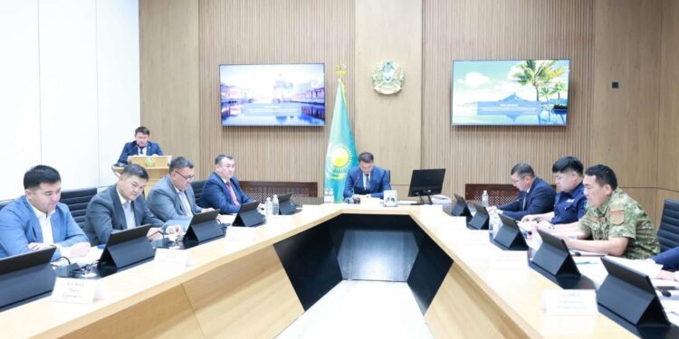 САУРАН:  Атқарылып жатқан жұмыстар жан-жақты қаралды