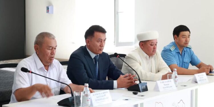 ШОРНАҚТА «АРАҚСЫЗ АУЫЛ» ЖОБАСЫ АЯСЫНДА КӘСІПКЕРЛЕРМЕН КЕЗДЕСУ ӨТТІ